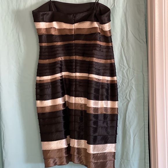 Layered mini dress - Picture 2 of 3